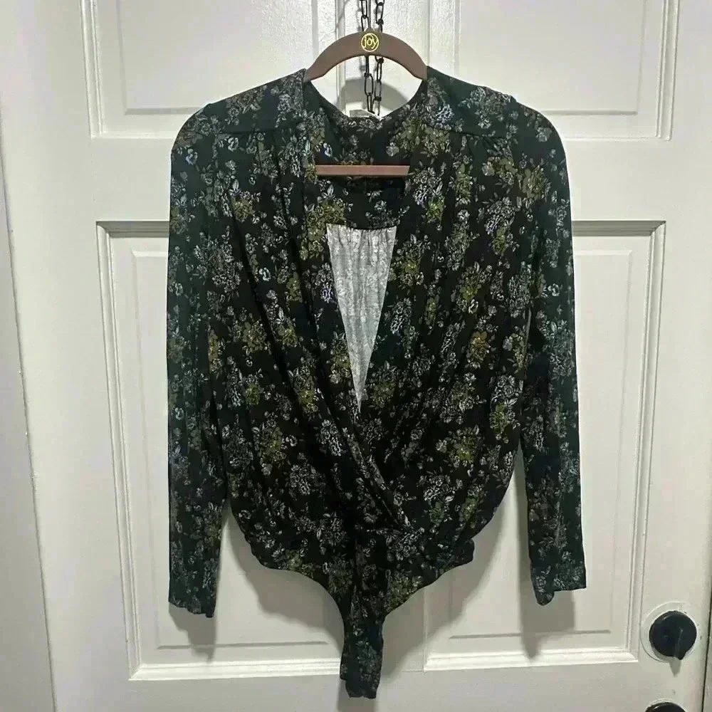 Free People Printed Turnt Bodysuit Plunge V-Neck Black Size Medium NWOT